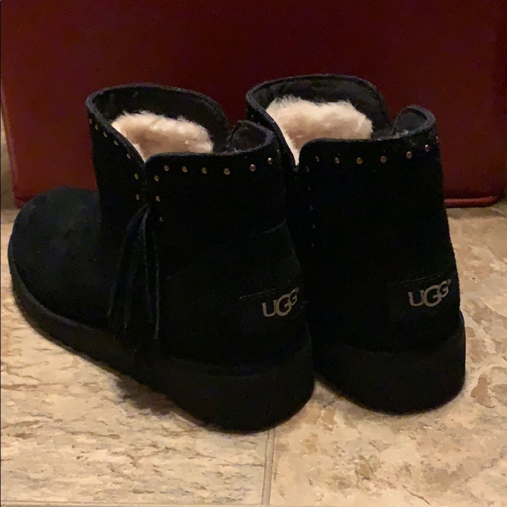 Girls Ugg Cindy Boots